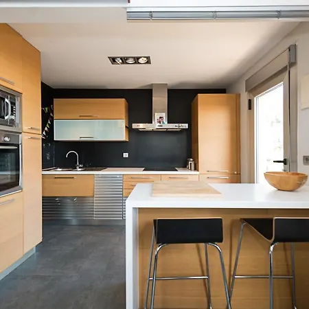 Casa Lola Vila *